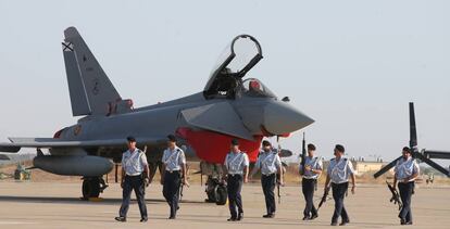 Uno de los Eurofighter de la base de Mor&oacute;n de la Frontera, Sevilla, en 2015. 