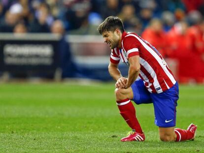 Diego Ribas, en el partido de vuelta de las semifinales de la Copa del Rey entre el Atlético de Madrid y el Real Madrid en el estadio Vicente Calderón.