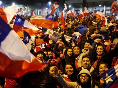 La afici&oacute;n chilena celebra su pase a la final.