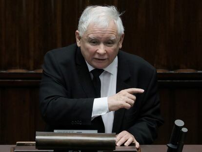 El vice primer ministro de Polonia, Jaroslaw Kaczynski, en el Parlamento polaco en abril de 2020.