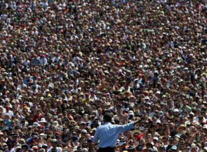 El candidato presidencial Barack Obama, en mayo de 2008, durante un mitin en Portland (Oregón) ante 75.000 seguidores.