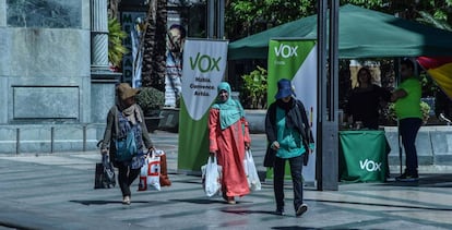 A Vox stand in Ceuta during the campaign for the May 26 election.