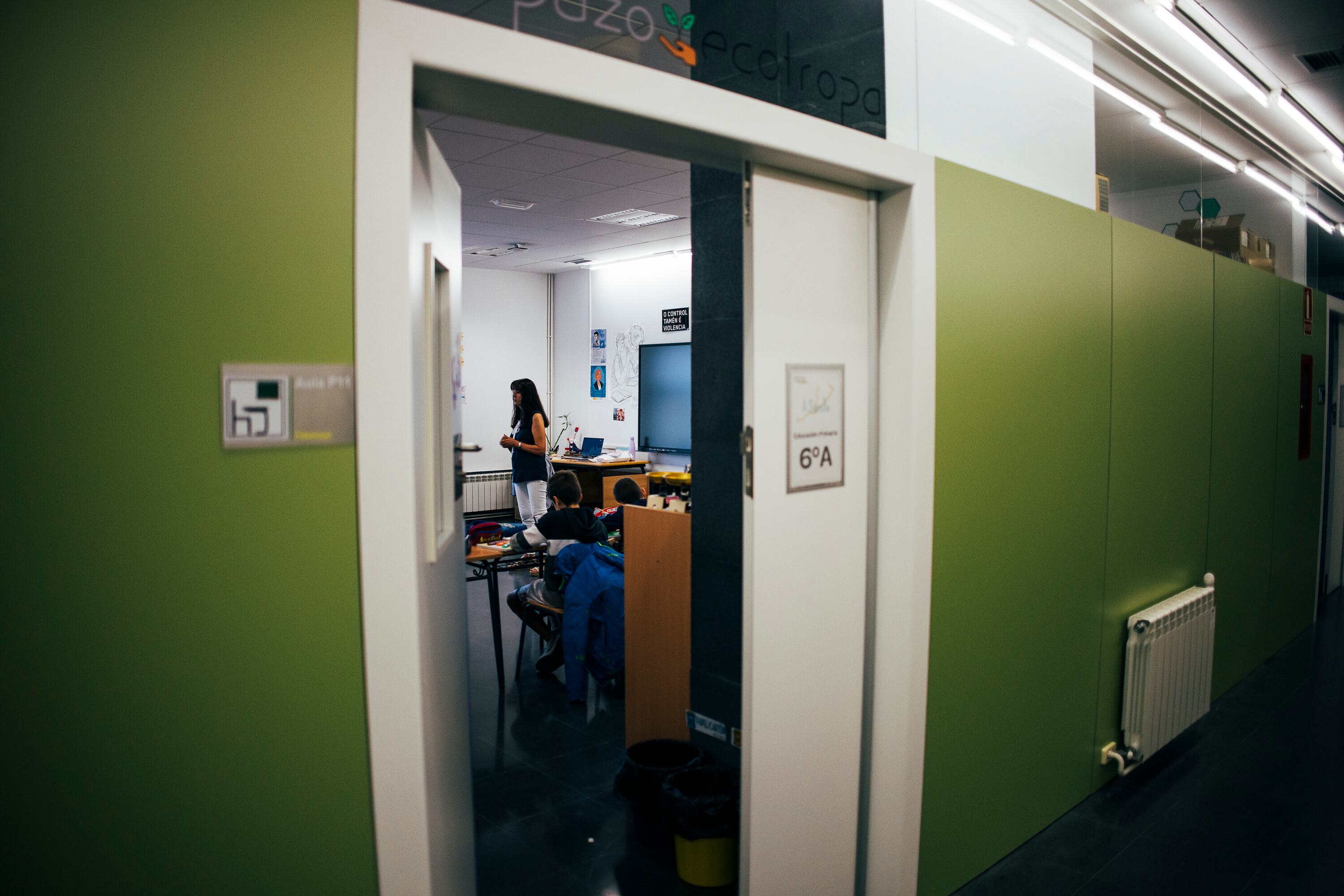 Un aula en el colegio público Camiño Inglés en Oroso, A Coruña.