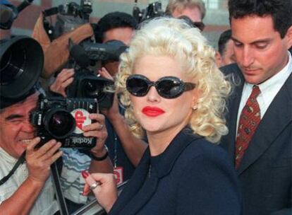 Anna Nicole Smith, con el que fue su novio Howard Stern.