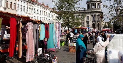 Mercado das pulgas de Molenbeek.