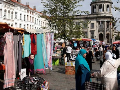 Mercado das pulgas de Molenbeek.