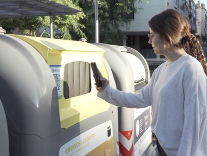 ¿Quieres mejorar la vida de tu ciudad? Recicla con el móvil  