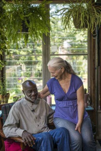 Shujaa spent eight years on death row, where he met and fell in love with prison nurse Phyllis.