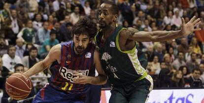 Navarro, ante Calloway en el Unicaja-Barcelona.