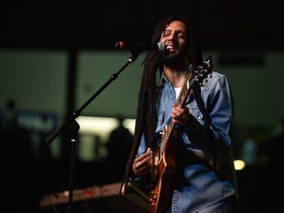 Julian Marley en un concierto en Denver en 2016.