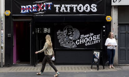La tienda de tatuajes 'Brexit tatoos' en el centro de Londres.
