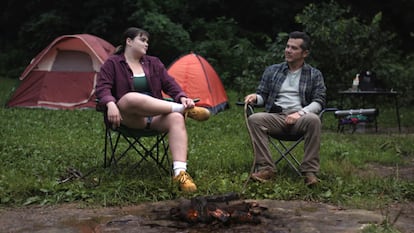 Barbie Ferreira y John Leguizamo, en 'Un 'like' de Bob Trevino'.