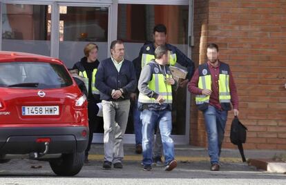 Manel Bosch, jefe de la sala central de Bomberos, tras su detención.