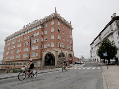 Hotel de A Coruña donde se encuentra confinado el Fuenlabrada.