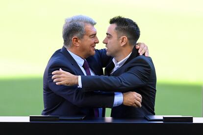 Laporta y Xavi