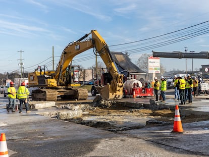Construction workers on Dekalb Pike working on a sinkhole that closed the Southbound 202 in King of Prussia, Pa., Dec., 16 , 2023.