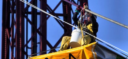 Empleado de una empresa de trabajos verticales.