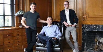 Los fundadores de Airbnb, Brian Chesky, Nathan Blecharczyk y Joe Gebbia.