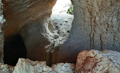 The cave where the bodies were located.