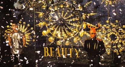 Escaparate navideño de Barneys Nueva York.