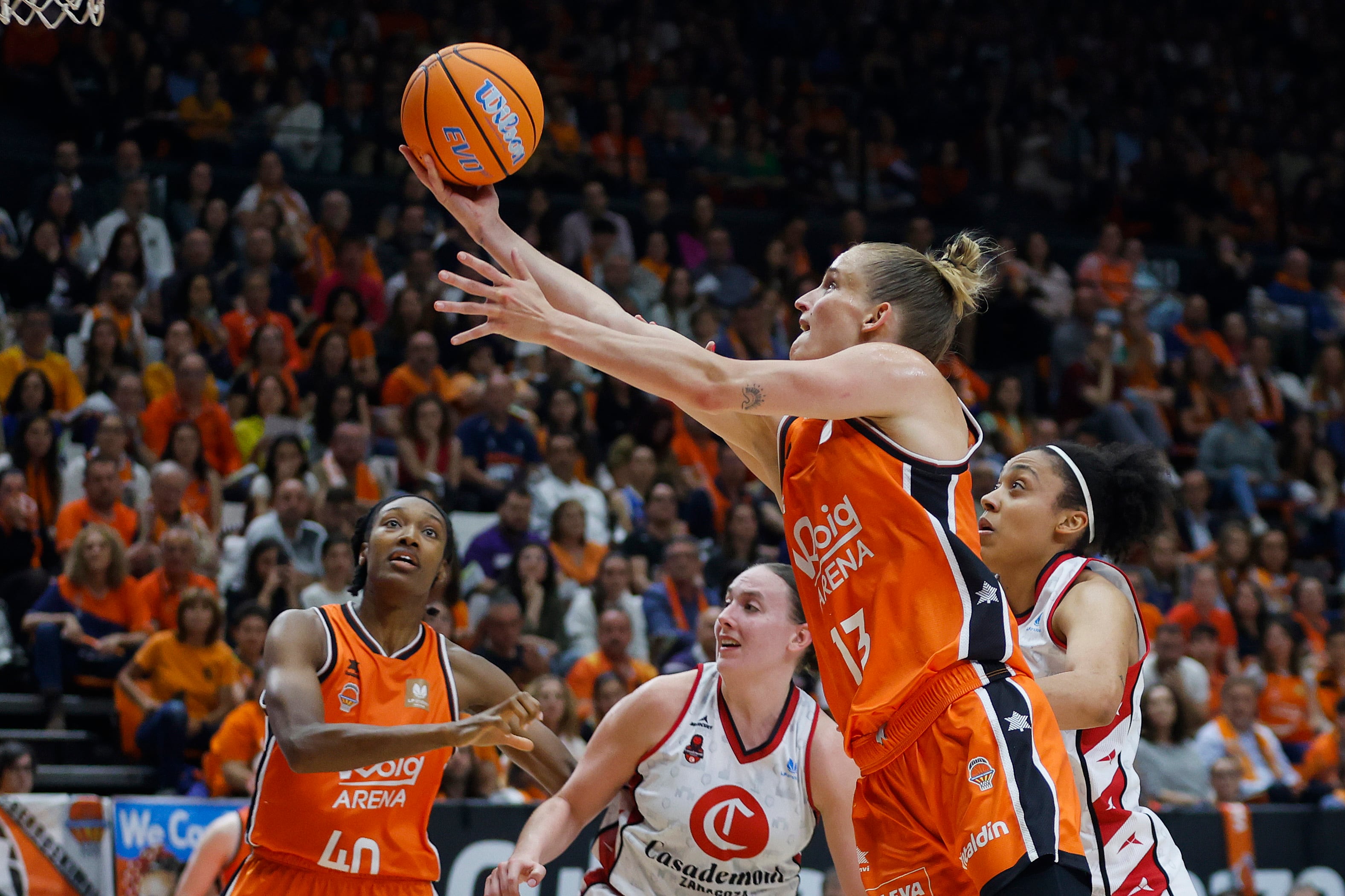 El Valencia apunta ya a su tercera Liga consecutiva