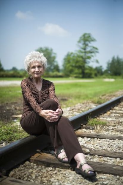 La escritora canadiense Alice Munro.