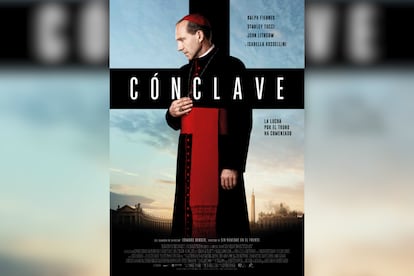 Cartel promocional de la película 'Cónclave', protagonizada por Ralph Fiennes.