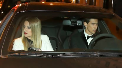 Ángel Di María et sa femme Jorgelina Cardoso llegando a la fiesta de Neymar.