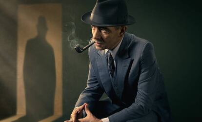 El actor Rowan Atkinson como Maigret en la serie sobre el famoso personaje.