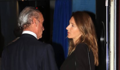 Mario Conde y su novia, Pilar Marín, en un estreno en Sevilla el 25 de octubre de 2018.