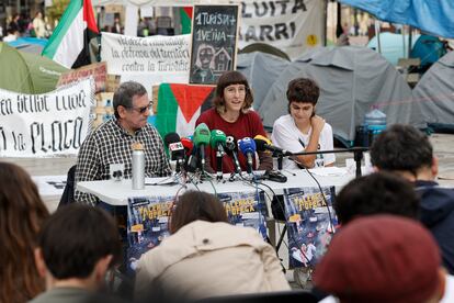 Acampada por la vivienda de Valencia