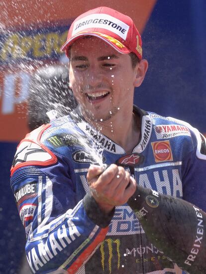 Jorge Lorenzo celebra su victoria en el GP de Catalunya.