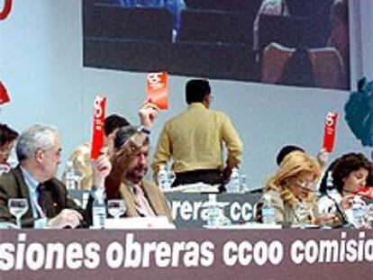 Moreno y Fidalgo (abajo a la izquierda), durante el congreso de CC OO.