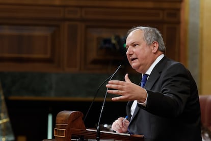 El ministro de Industria y Turismo, Jordi Hereu, interviene durante el pleno este miércoles en el Congreso de los Diputados.