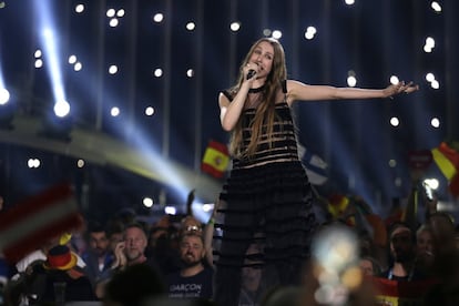 Sennek, participante de Bélgica, en un momento de su actuación con la canción 'A matter of time'.