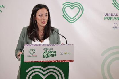 La portavoz de Unidas Podemos por Andalucía, Isabel Franco, en rueda de prensa en Sevilla, el pasado 28 de marzo.