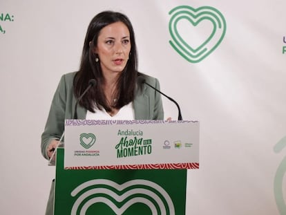 La portavoz de Unidas Podemos por Andalucía, Isabel Franco, en rueda de prensa en Sevilla, el pasado 28 de marzo.