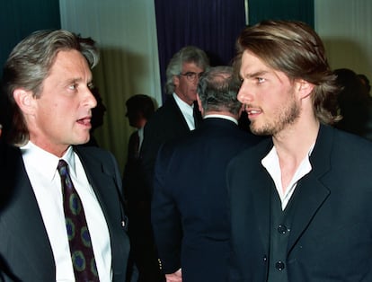 Michael Douglas y Tom Cruise en 1994.