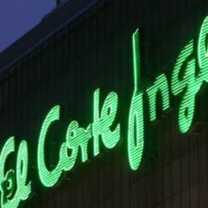 Luminoso de uno de los centros comerciales de El Corte Inglés