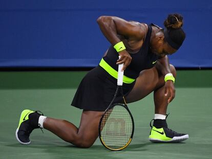 Serena Williams, durante el partido contra Sakkari en Nueva York. / ROBERT DEUTSCH (REUTERS)