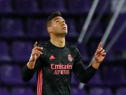 Casemiro celebra su gol al Valladolid en el último partido de Liga.