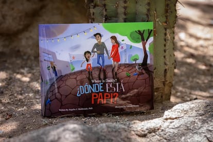 Un ejemplar del libro infantil '¿Dónde está papi?', de Ángeles Maldonado.