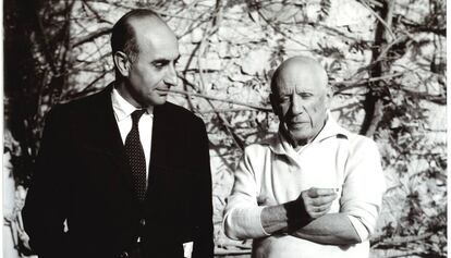 Palau i Fabre amb Picasso a Cannes el 1965.