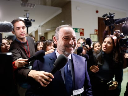 El exministro y exsecretario de Organización del PSOE, José Luis Ábalos, este lunes en el Congreso.