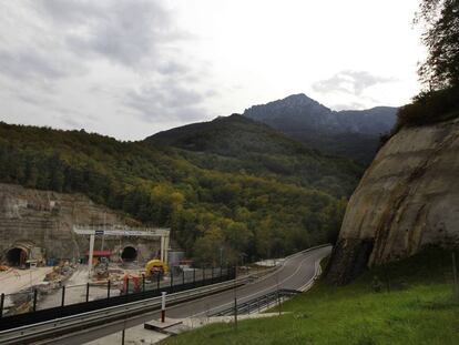 Obras de los túneles de Pajares en 2010. 