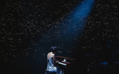 Gracie Abrams durante un concierto en el Palacio Vistalegre de Madrid.