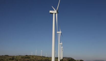 Parque eólico de Acciona en Lleida.