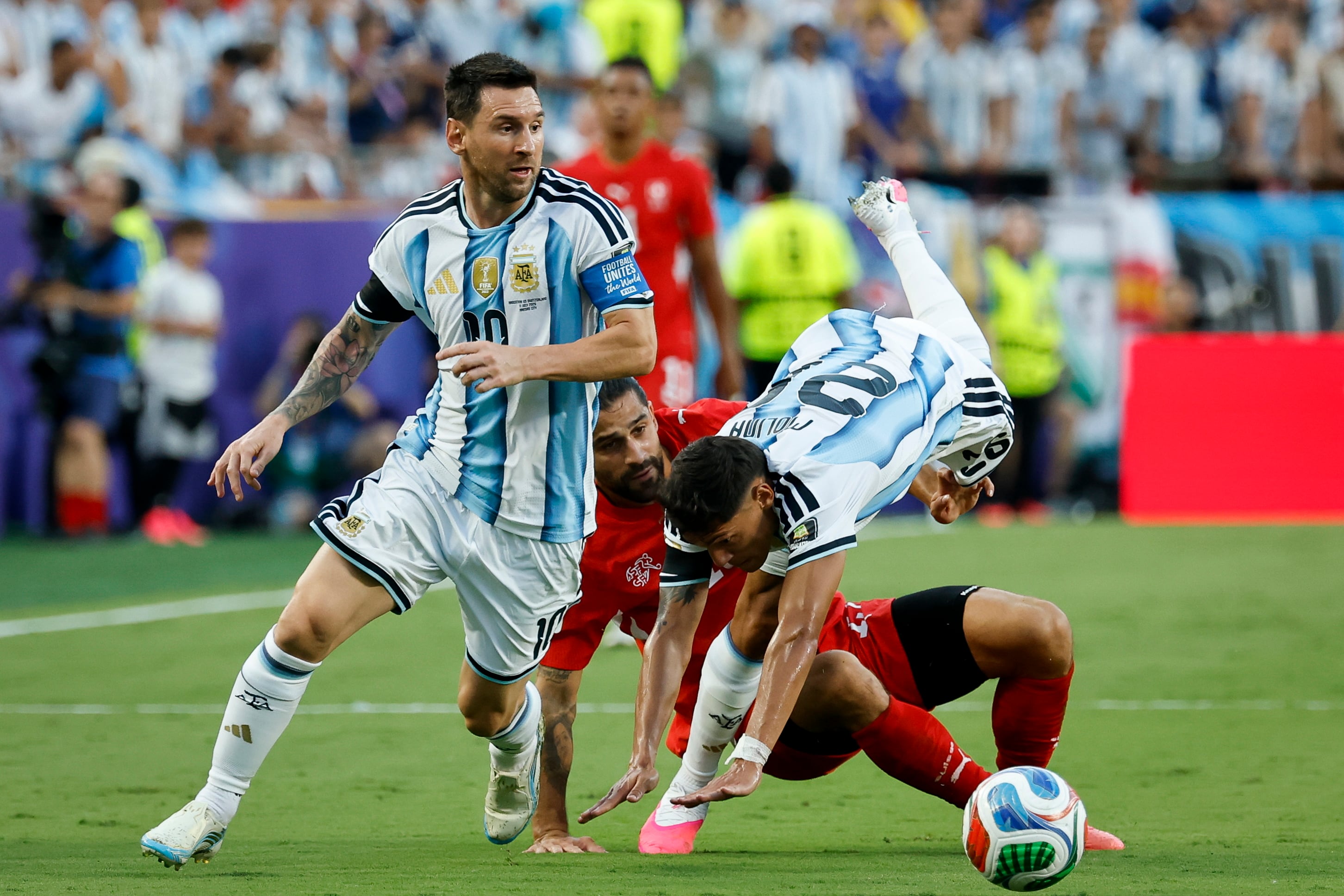 Argentina - Suiza, en vivo | Suiza empata con Argentina con gol de Ndoye (1-1)