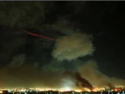 Imagens do bombardeio à base Al Ain, no Iraque.