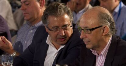Juan Ignacio Zoido y Cristóbal Montoro.